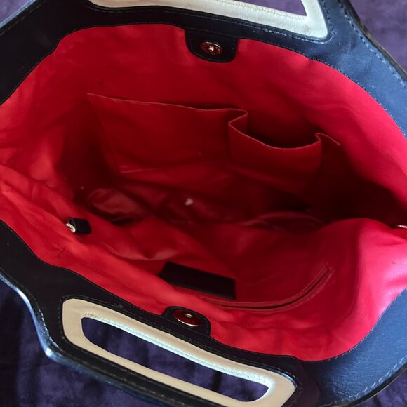 Coach M0873-13380 Ecru Leather Blue Double Handle Foldover Zipper Gusset Bag - Picture 6 of 10